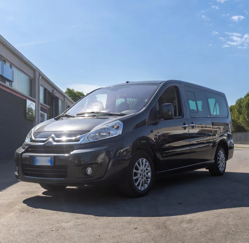 noleggio minivan autofficina morganti